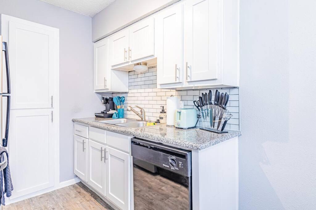 Central 1Br King Bed Suites, Close To Downtown & Domain Austin Zewnętrze zdjęcie